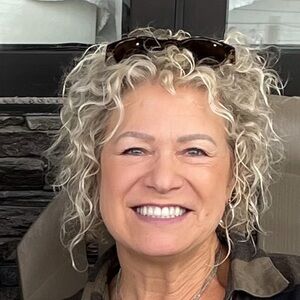 Meet your Posher, Kat